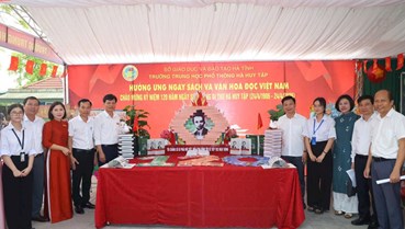 Khơi dậy tình yêu sách trong học sinh thời đại số