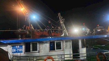Quảng Ninh: Khẩn trương trục vớt tàu Vịnh Xanh 58, nỗ lực tìm kiếm xuyên đêm trước bão số 3