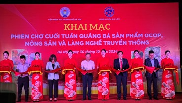 Khai mạc Phiên chợ sản phẩm OCOP, nông sản, làng nghề truyền thống năm 2024