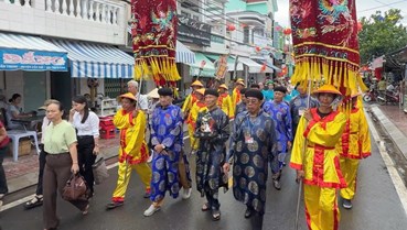 Cần Giờ: Dâng hương tưởng niệm các Anh hùng liệt sĩ, thượng đại kỳ khai hội Nghinh Ông