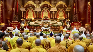 Quảng Ninh: Cung rước xá lợi Đức Phật về Cung Trúc Lâm Yên Tử