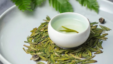 Khám phá lý do trà Tây Hồ Long Tỉnh có mức giá đắt ngang vàng ròng