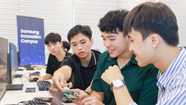 Phát triển năng lực công nghệ cao cho thế hệ trẻ Việt Nam
