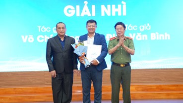 Trao giải cuộc thi "Đến với con đường tương lai"