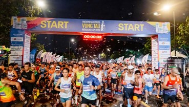 8.000 vận động viên tham gia VnExpress Vung Tau International Half Marathon 2026