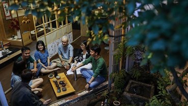 Không gian thưởng trà xưa và nay: Khi chén trà kể chuyện thời gian