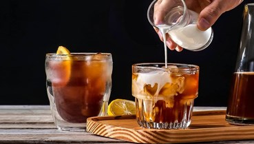 Cold Brew: Hành trình từ vị nguyên bản đến "bản giao hưởng" trái cây hiện đại
