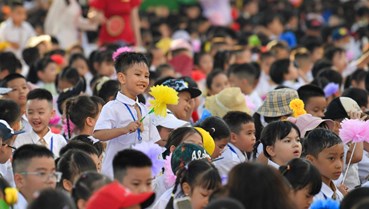 Tựu trường trong niềm vui mới
