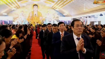 Hội đồng họ Nguyễn TP Hải Phòng trang nghiêm dự lễ hội đầu xuân tại Chùa Đỏ An Hồng