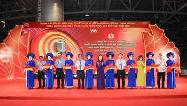 Khai mạc trưng bày “Phát thanh vì Việt Nam hùng cường, thịnh vượng” tại Quảng Ninh