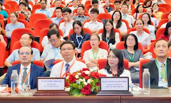 Chuyên gia đầu ngành cập nhật giải pháp kiểm soát bệnh truyền nhiễm tại Huế