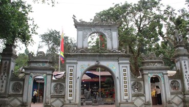 Về Hà Tĩnh thăm Đền Chợ Củi linh thiêng, ngắm dòng Lam thơ mộng