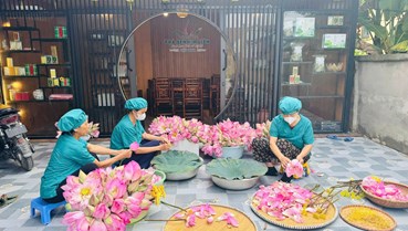 Hương sen Kim Liên kết tinh thành sản phẩm OCOP quê Bác