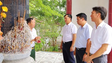  Hưng Nguyên Nam – Từ ngọn cờ Xô viết đến mùa Thu độc lập