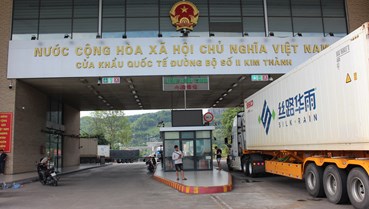 Vững biên cương, thông thương hàng hóa nơi biên mậu tỉnh Lào Cai