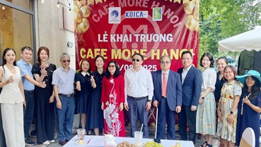 Khai trương Cafe More Hanoi cơ sở 2: Thêm một điểm hẹn, thêm một cơ hội cho người khiếm thị