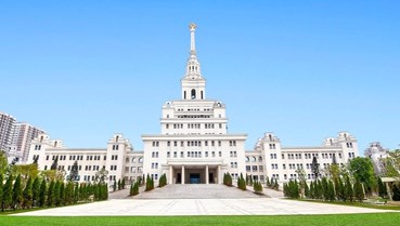 Vingroup đào tạo 20.000 nhân tài AI thực chiến, phụ cấp 8 triệu đồng/tháng