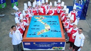 Vietcoco và liên chi hội đầu bếp đbscl cùng xác lập kỷ lục “Bản đồ xôi nước cốt dừa lớn nhất Việt Nam”