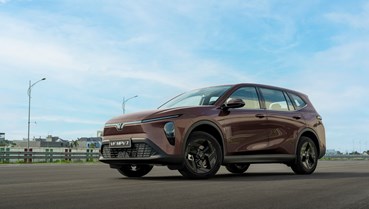 Mạnh mẽ, an toàn, tiết kiệm, VF MPV 7 hút gia đình mê du lịch