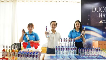 Rượu Gà trống An Nam AVIA đồng hành cùng Lễ kỷ niệm 100 năm Ngày Báo chí Cách mạng Việt Nam
