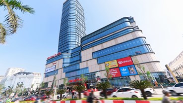 Không khí lễ hội bùng nổ ngày khai trương TTTM Vincom thứ 90 – Vincom Plaza Vinh