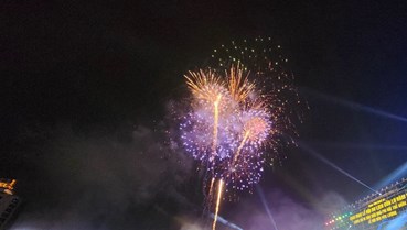 Nghệ An: Màn pháo hoa rực rỡ tại Lễ hội du lịch Cửa Lò  