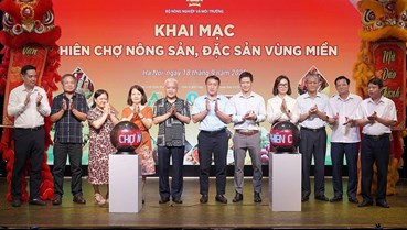 Khai mạc phiên chợ nông sản, đặc sản vùng miền 2025: Không gian trải nghiệm, kết nối và tỏa sáng giá trị Việt