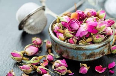 Sự thật về trà hoa hồng