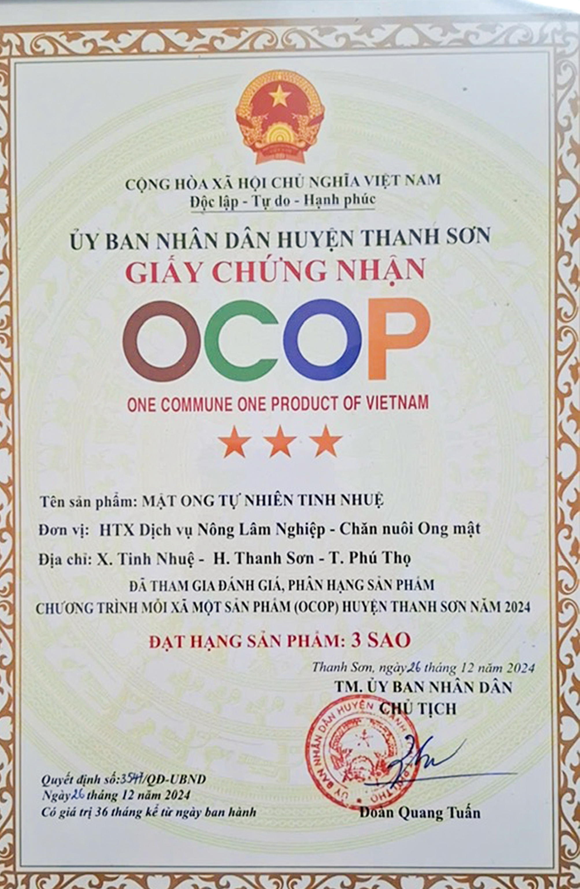 Sản phẩm "Mật ong tự nhi&ecirc;n Tinh Nhuệ" của HTX Dịch vụ N&ocirc;ng L&acirc;m Nghiệp - Chăn nu&ocirc;i Ong mật đạt hạng sản phẩm OCOP 3 sao.
