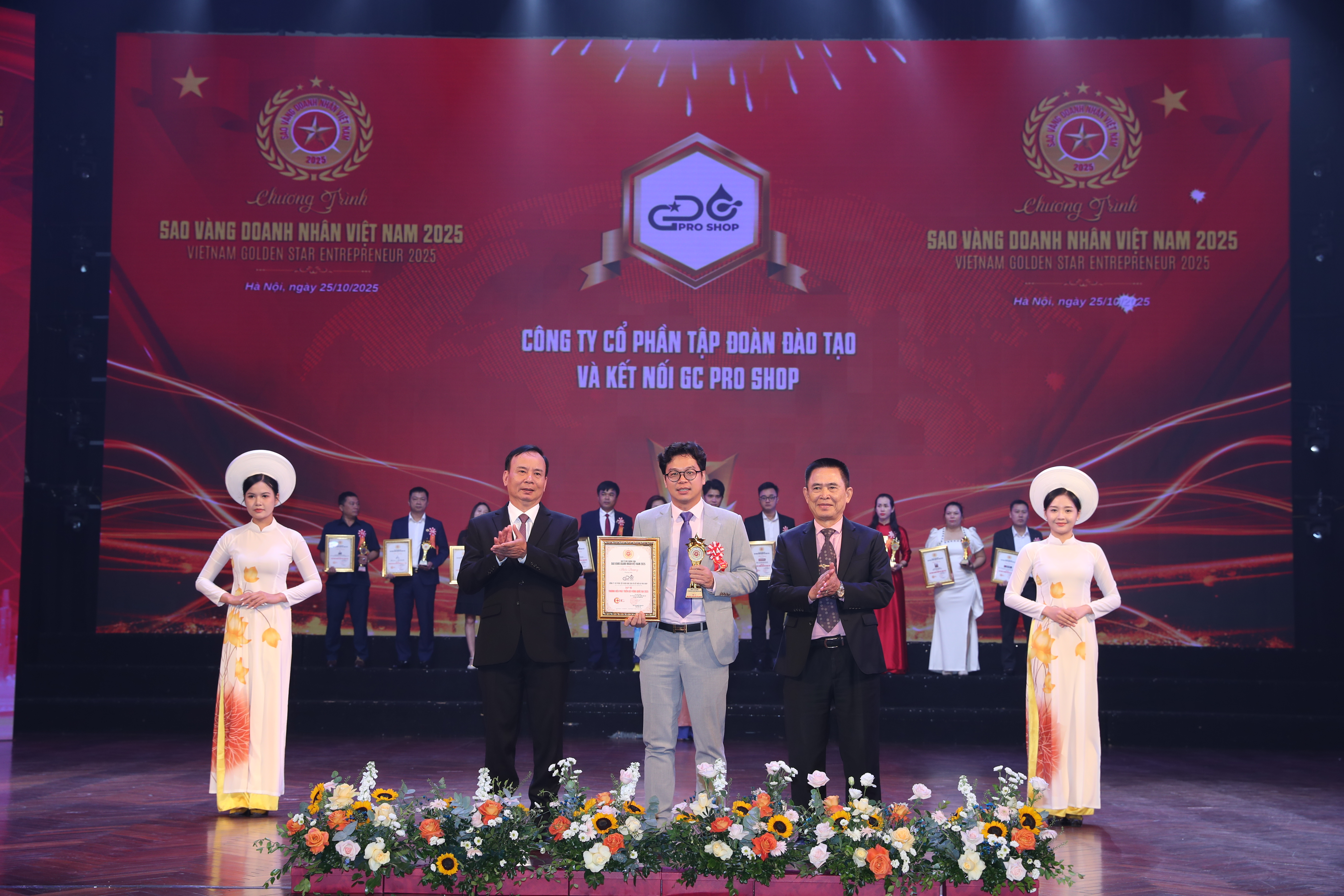 Chung tay hành động vì thương hiệu Việt – quyết liệt chống hàng giả, hàng nhái và gian lận thương mại - Ảnh 34