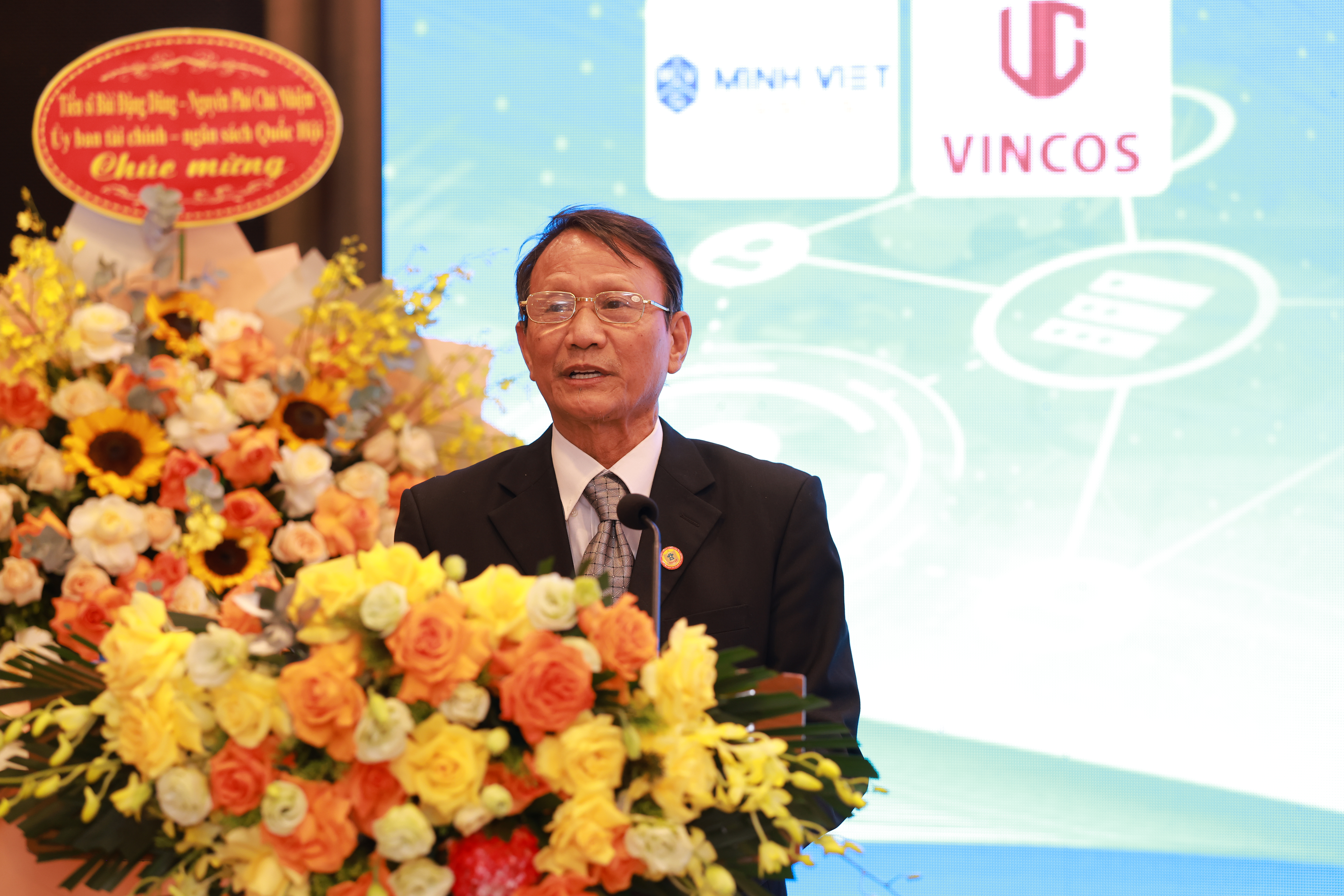 &Ocirc;ng Trương Đỗ Chuy&ecirc;n &ndash; Trưởng Ban tổ chức ph&aacute;t biểu khai mạc chương tr&igrave;nh