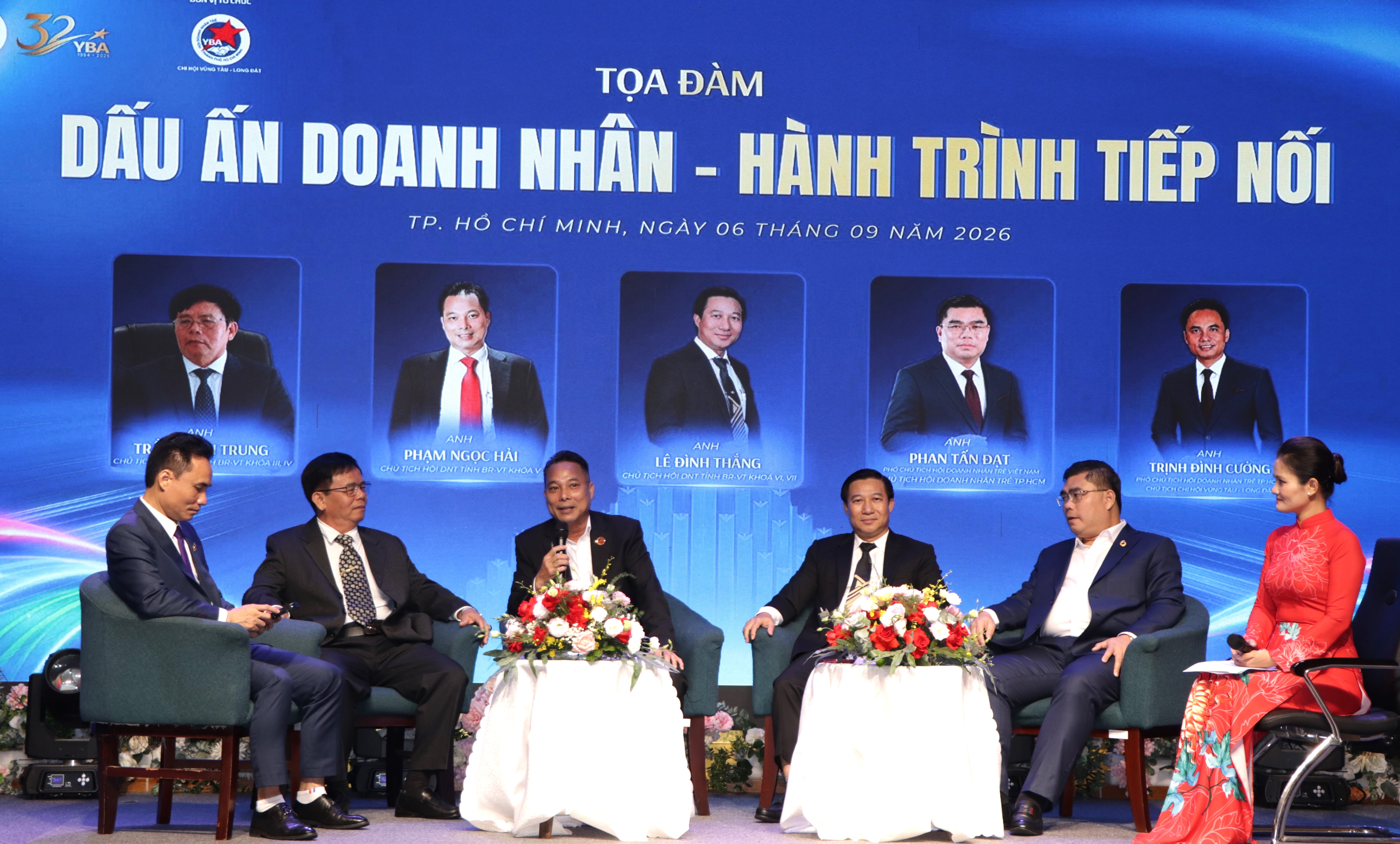 C&aacute;c đại biểu tham dự tọa đ&agrave;m. Ảnh: QUANG VŨ/SGGP