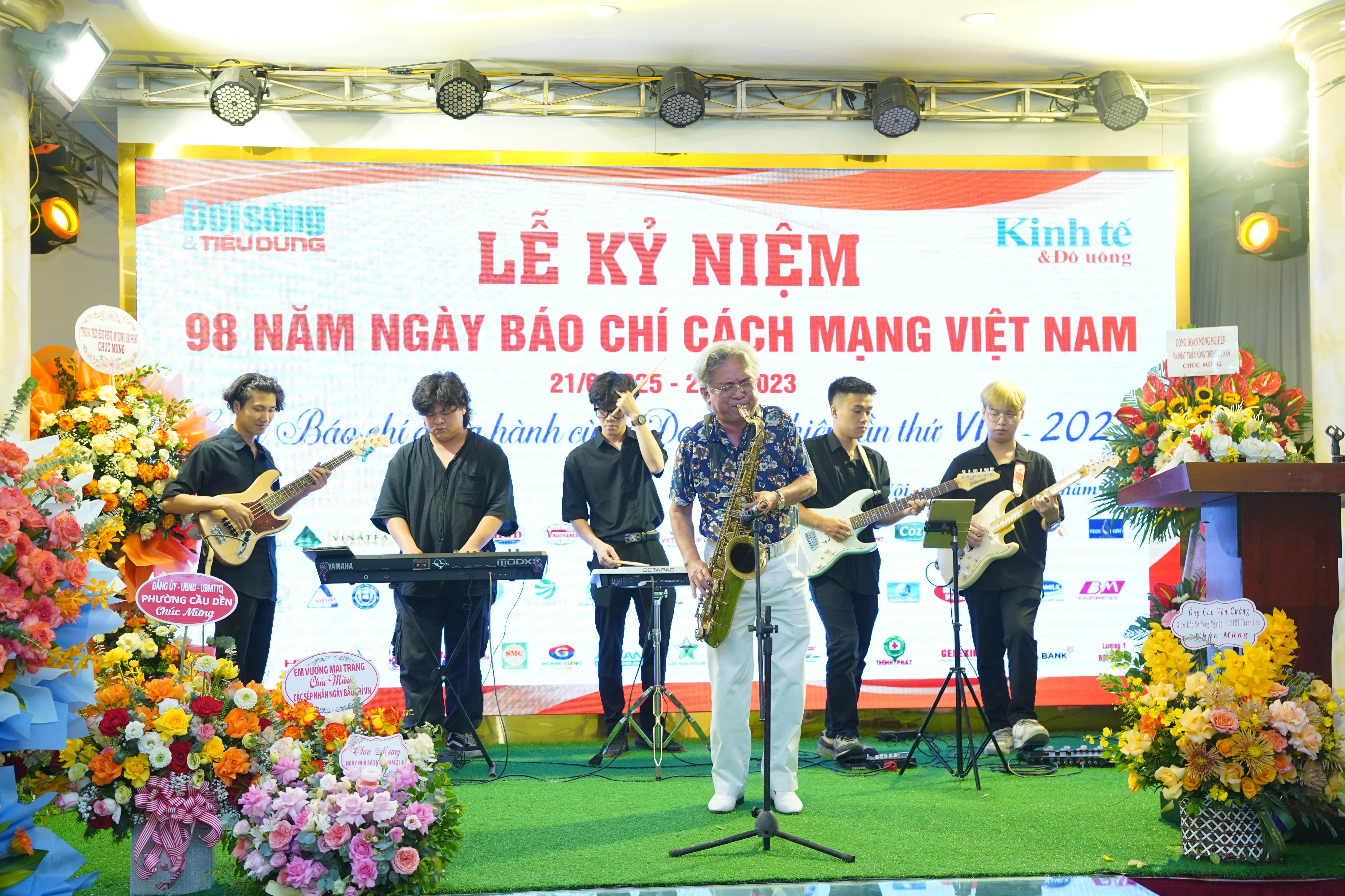 Lễ kỷ niệm 98 năm Ng&#224;y B&#225;o ch&#237; C&#225;ch mạng Việt Nam v&#224; Gala B&#225;o ch&#237; đồng h&#224;nh c&#249;ng doanh nghiệp lần thứ VIII - 2023 - Ảnh 4