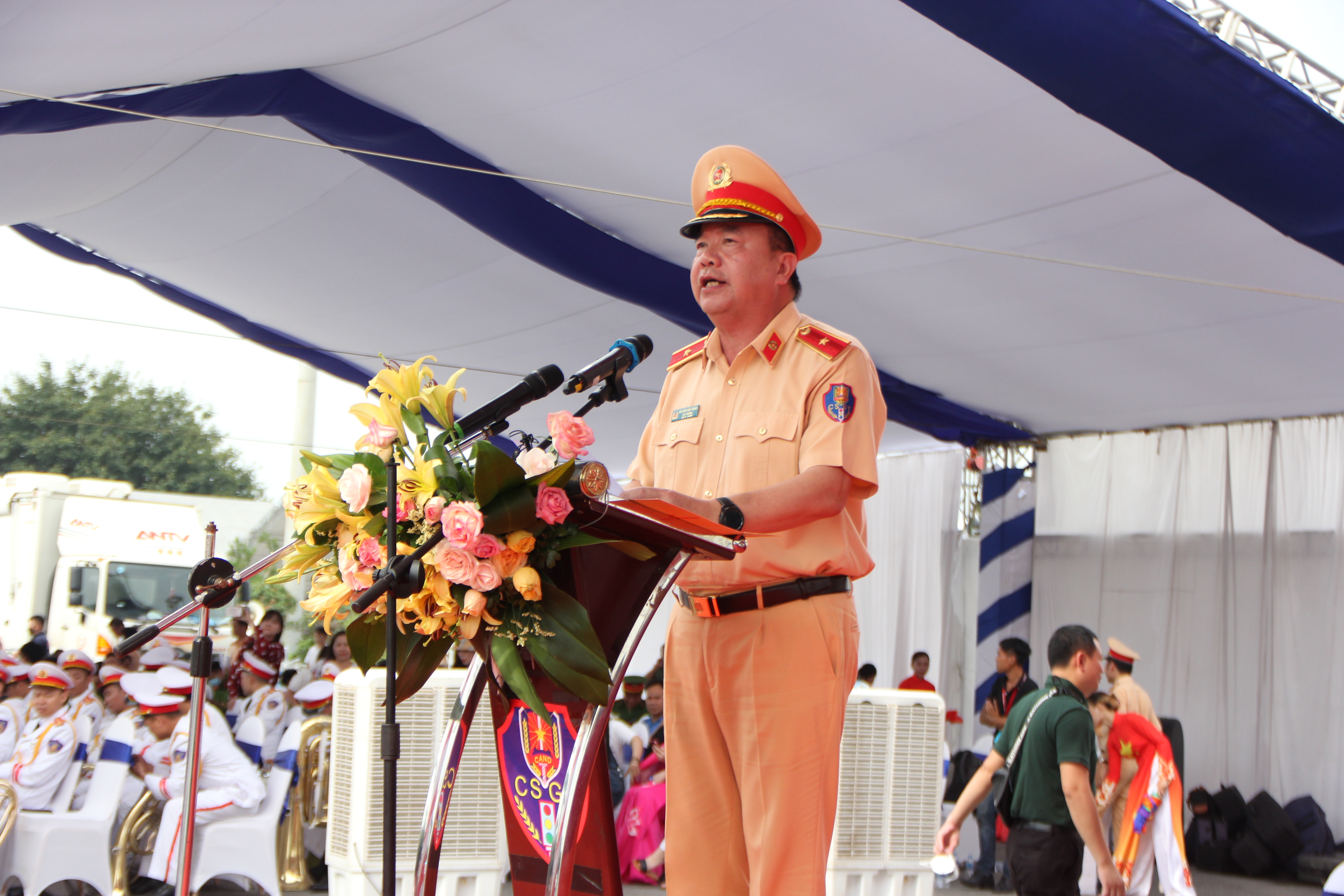 Thiếu tướng Nguyễn Văn Trung, Cục trưởng Cục CSGT ph&aacute;t biểu tại buổi lễ - Ảnh: Sơn Thủy
