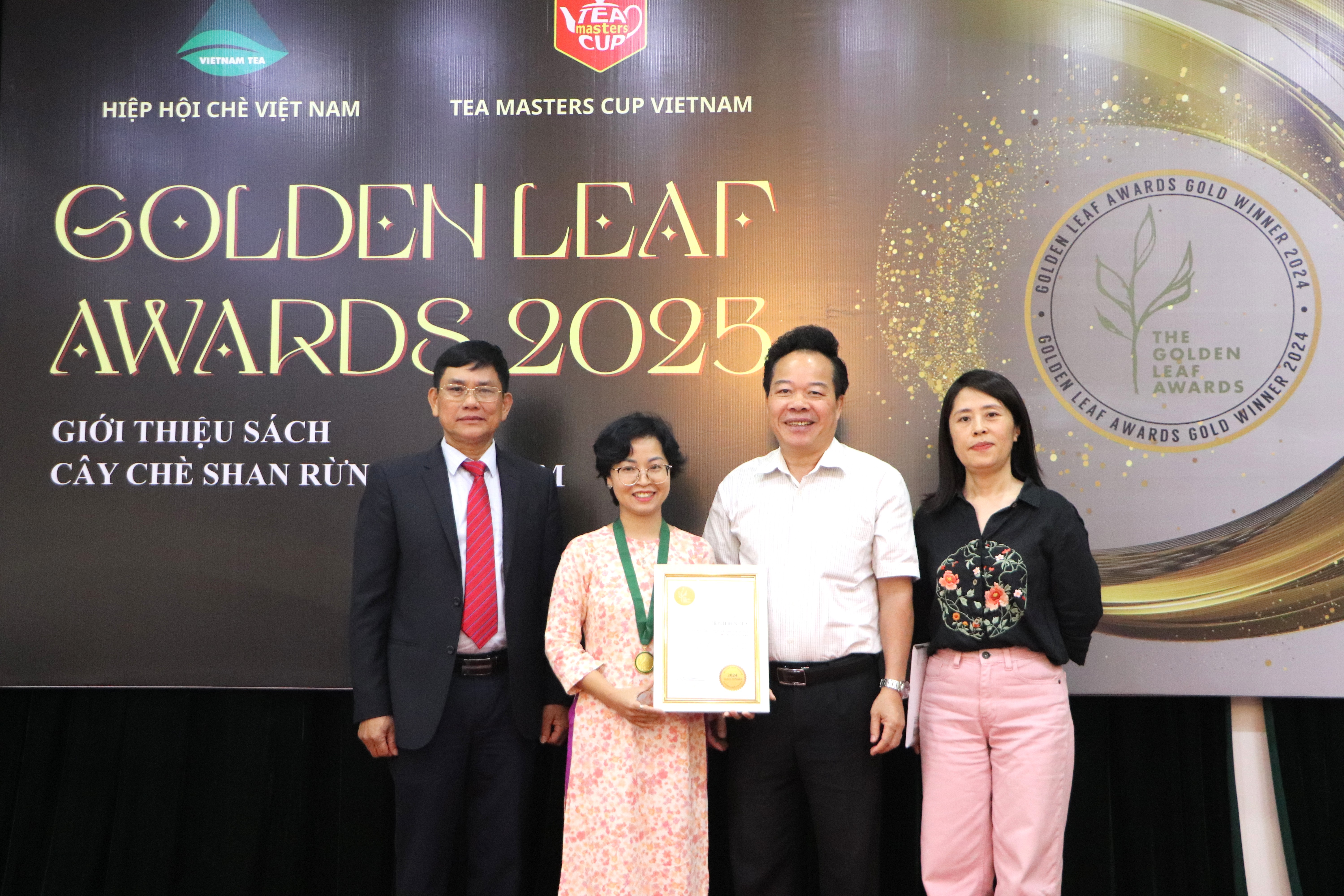 Tr&#224; Việt tỏa s&#225;ng tại Golden Leaf Awards - Ảnh 8