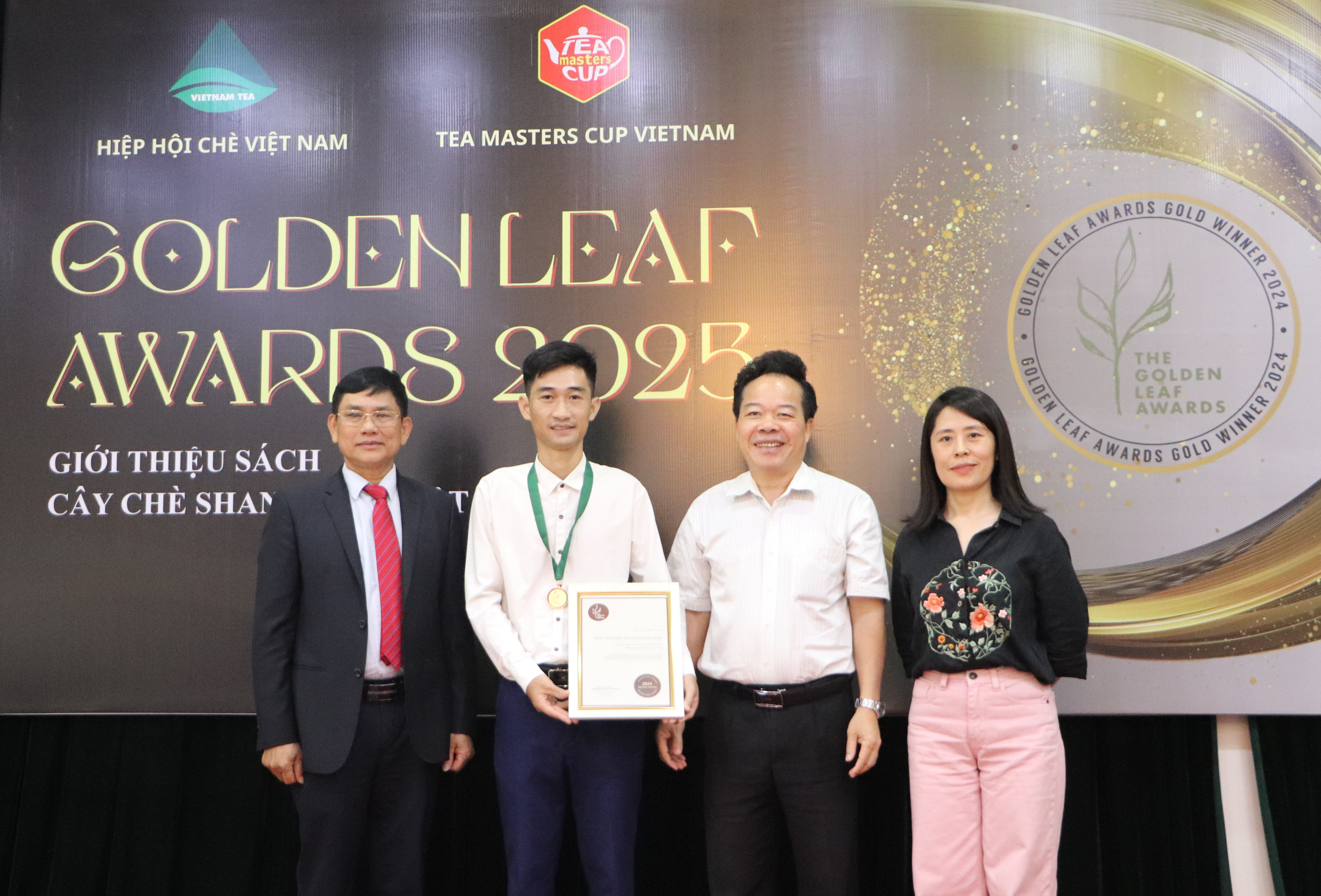 Tr&#224; Việt tỏa s&#225;ng tại Golden Leaf Awards - Ảnh 10