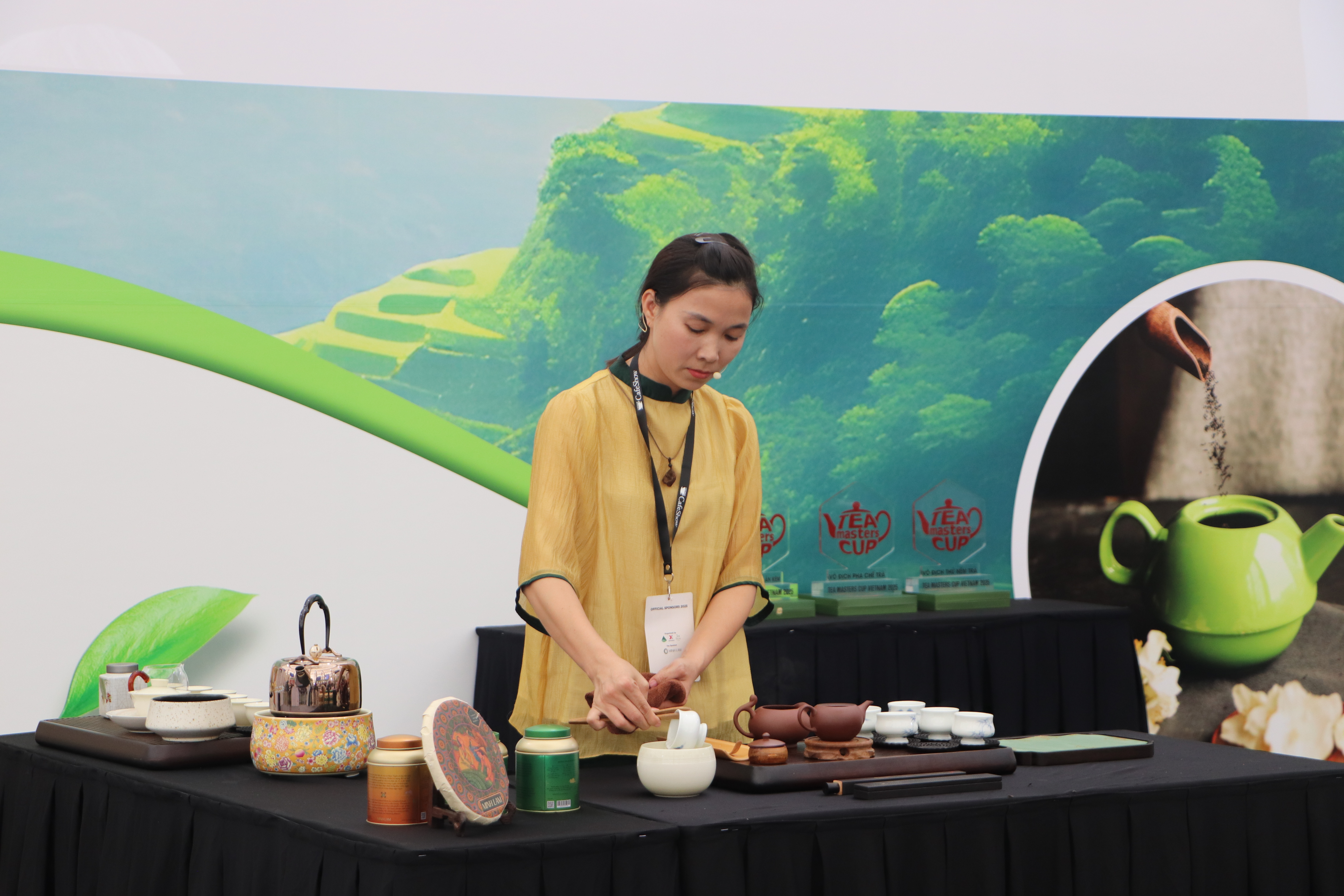 Tea Masters Cup 2025: Phần thi Pha tr&#224; khơi dậy tinh thần “Nhất vị” - Ảnh 10