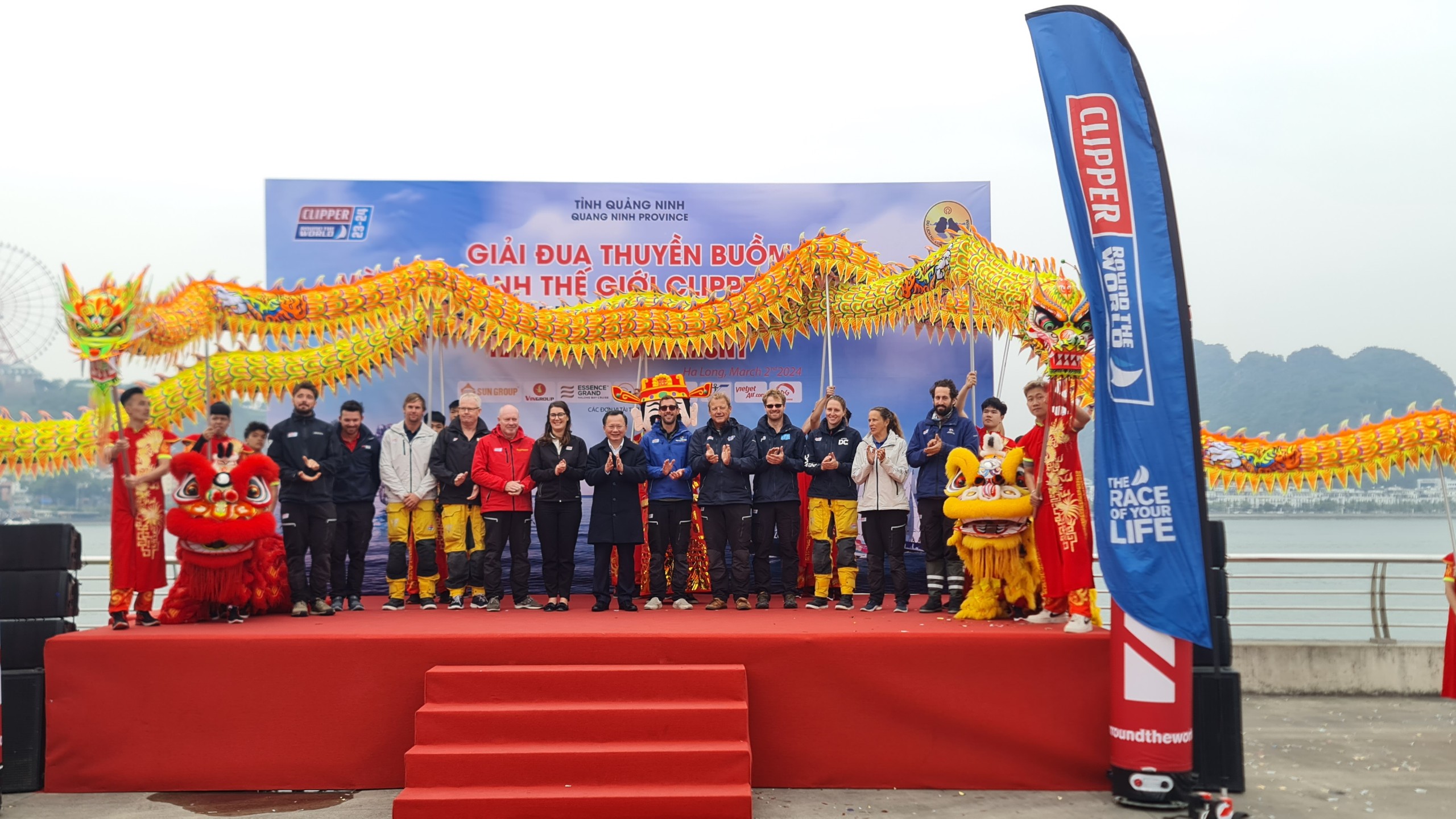 Quảng Ninh: Lễ khởi động lại Cuộc đua thuyền buồm vòng quanh thế giới Quảng Ninh: Lễ khởi động lại Cuộc đua thuyền buồm vòng quanh thế giới