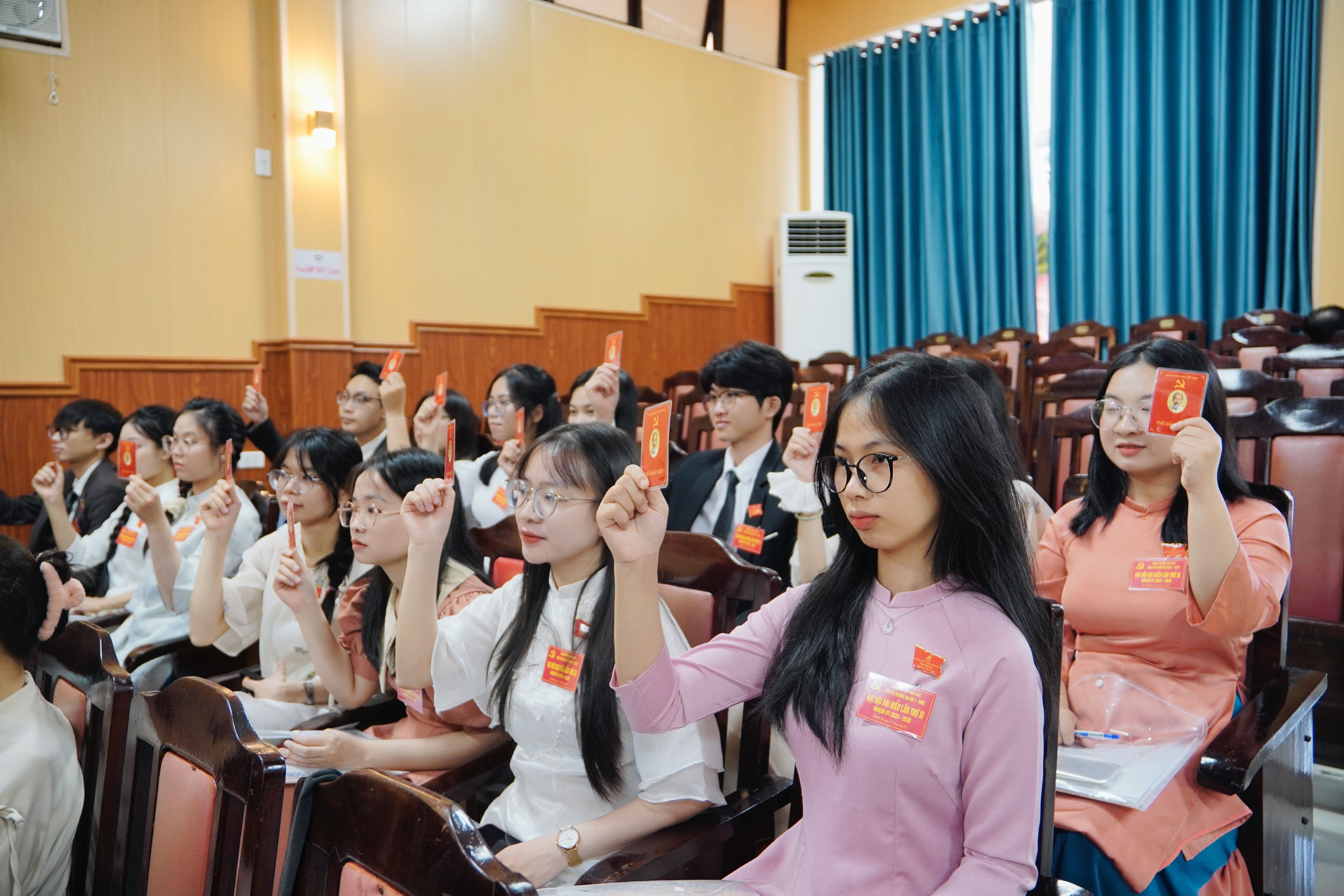 Đại hội Đảng bộ Trường Đại học Y - Dược, Đại học Huế lần thứ XI: Quyết t&#226;m x&#226;y dựng Trường - Viện đạt chuẩn quốc gia v&#224; quốc tế - Ảnh 1