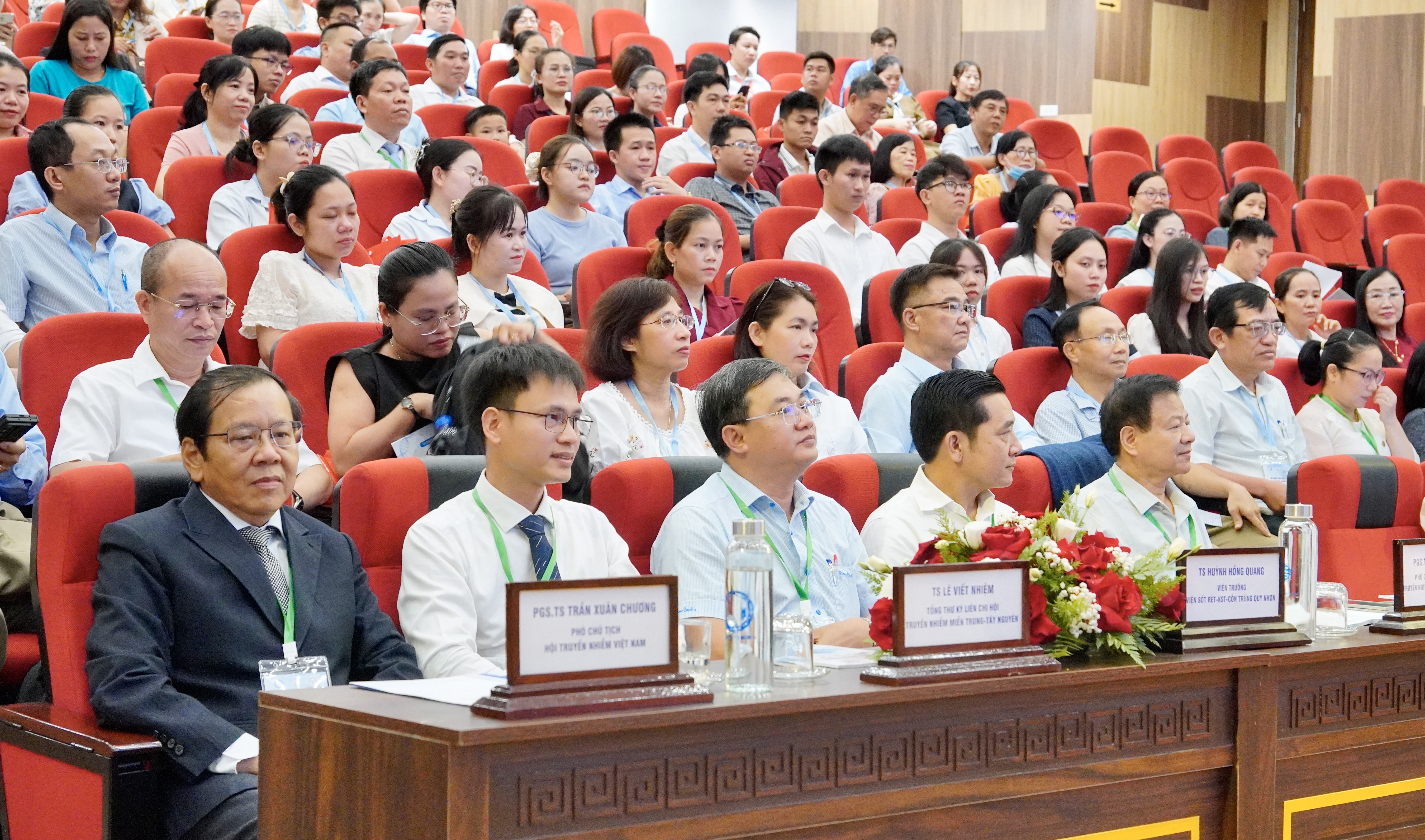 C&aacute;c đại biểu tại hội nghị