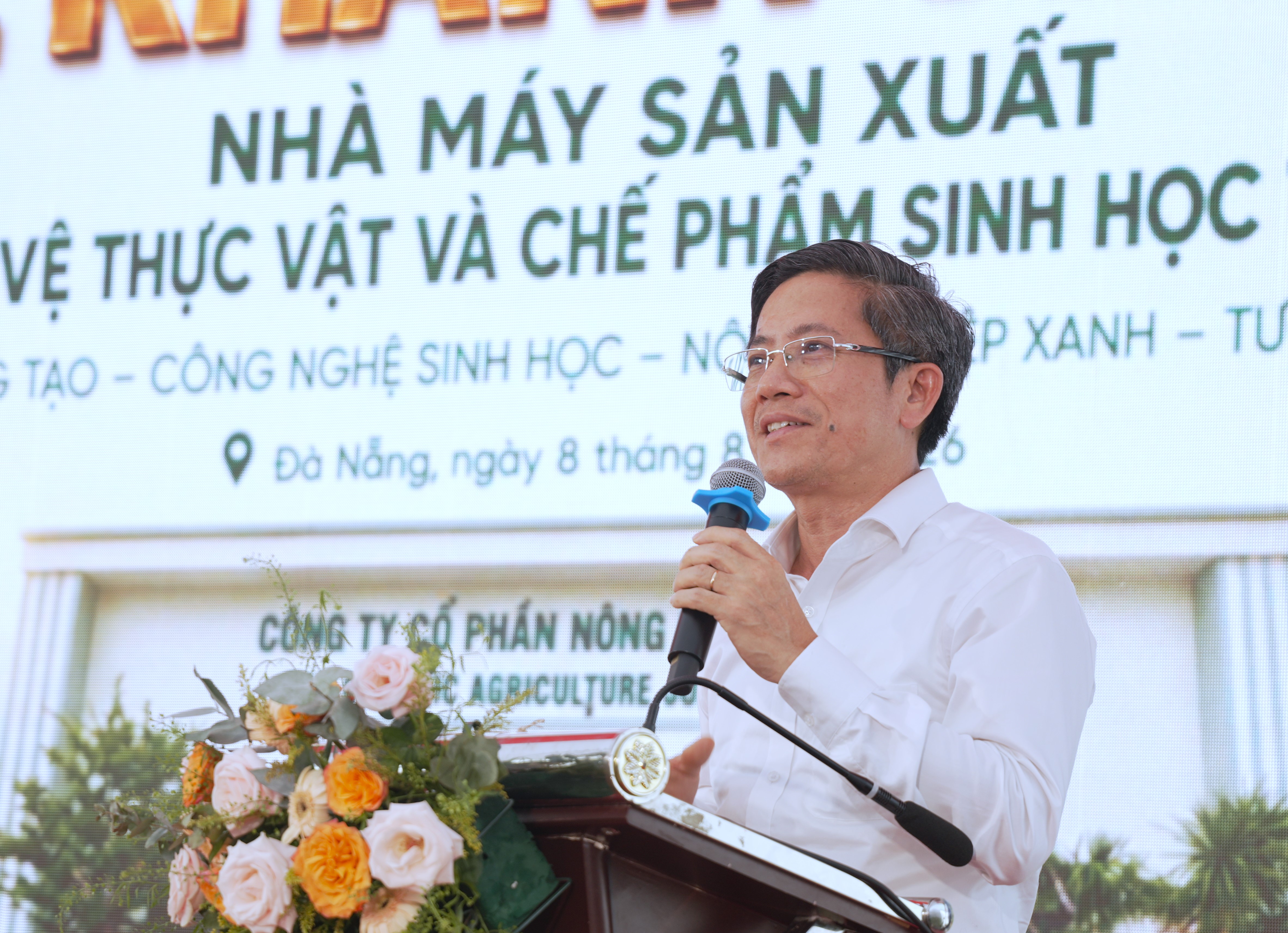 Ph&oacute; Chủ tịch UBND th&agrave;nh phố Đ&agrave; Nẵng Trần Nam Hưng ph&aacute;t biểu tại lễ kh&aacute;nh th&agrave;nh Nh&agrave; m&aacute;y sản xuất thuốc bảo vệ thực vật v&agrave; chế phẩm sinh học thảo mộc OAU.