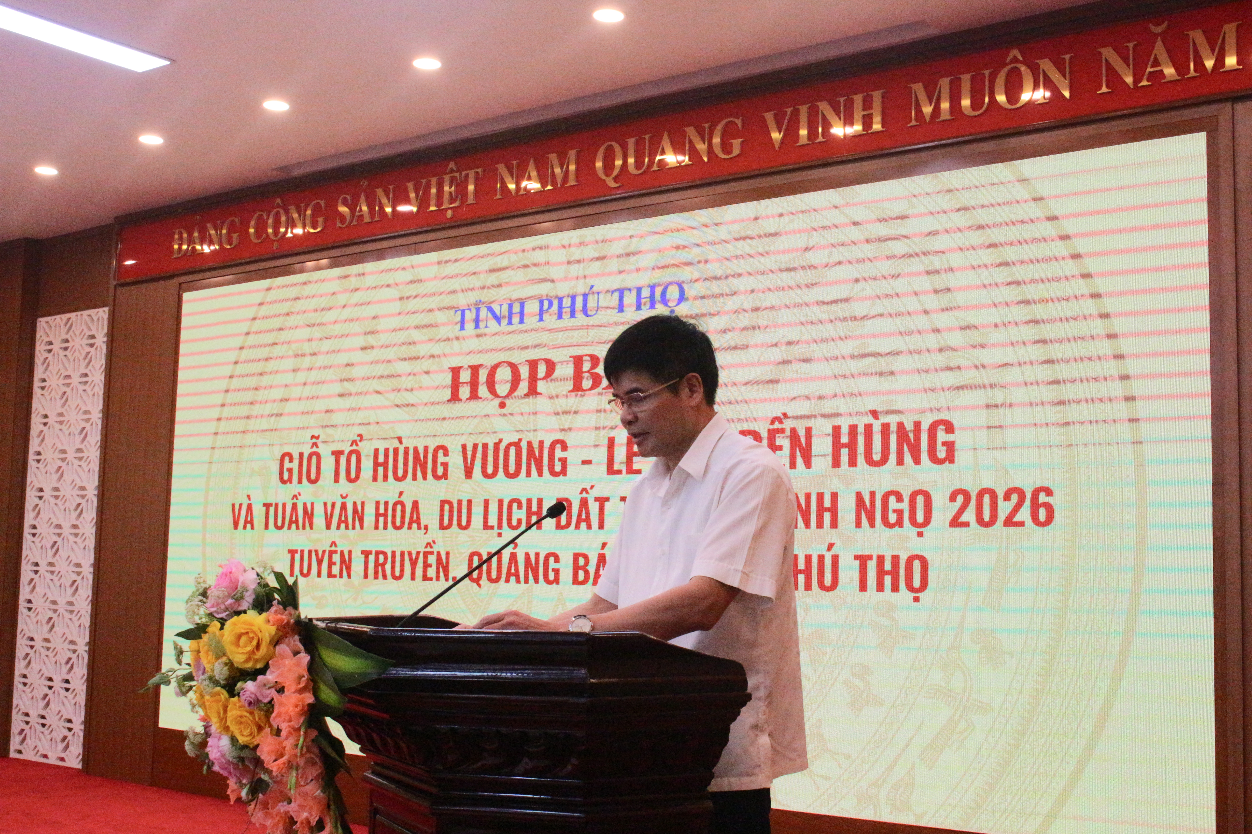 Đồng ch&iacute; Dương Ho&agrave;ng Hương - Ủy vi&ecirc;n BTV Tỉnh ủy, Gi&aacute;m đốc Sở Văn h&oacute;a, Thể thao v&agrave; Du lịch tỉnh Ph&uacute; Thọ.