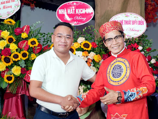 Nghệ sĩ miền Bắc kính cẩn dâng hương tưởng nhớ Tổ nghề Sân khấu - Ảnh 17