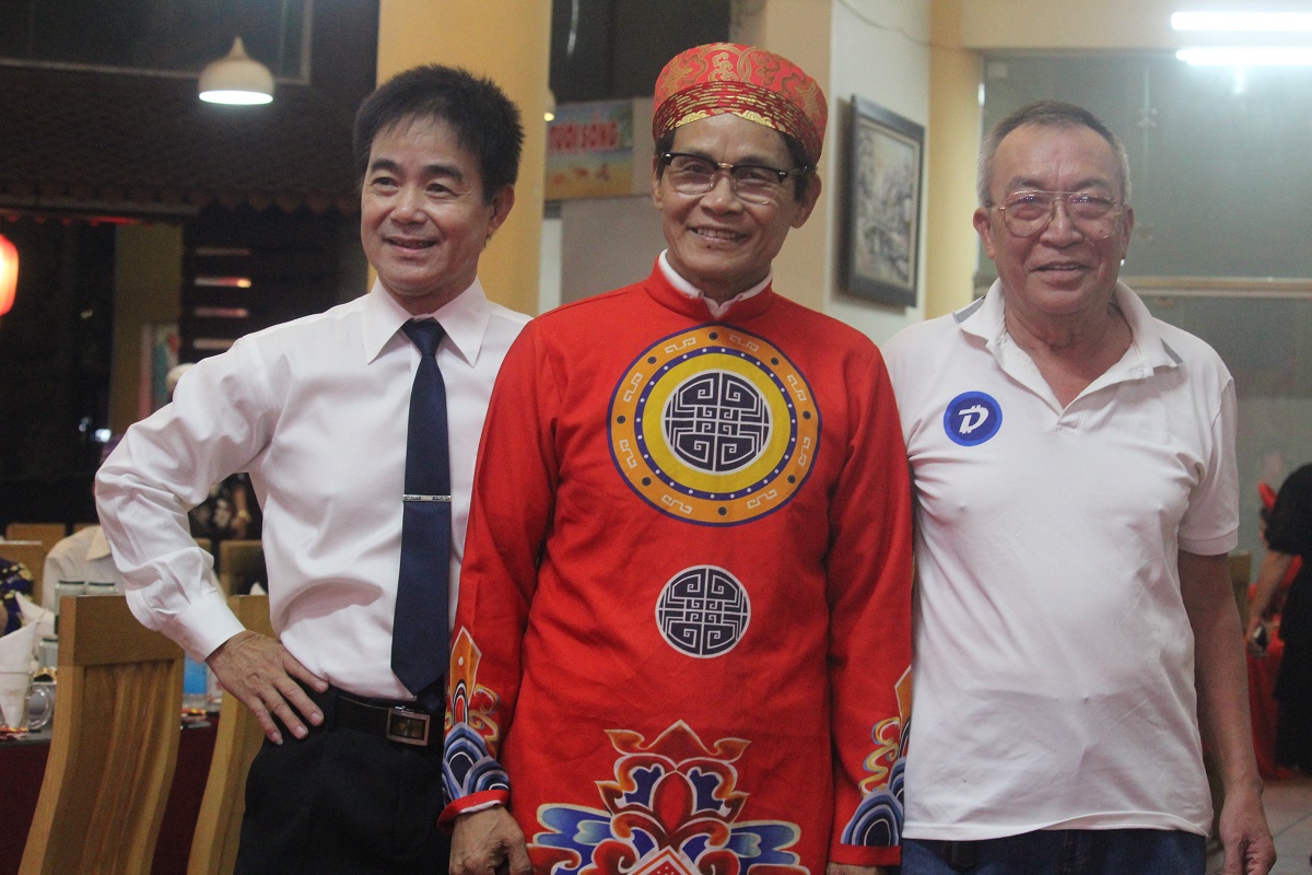 Nghệ sĩ miền Bắc kính cẩn dâng hương tưởng nhớ Tổ nghề Sân khấu - Ảnh 18