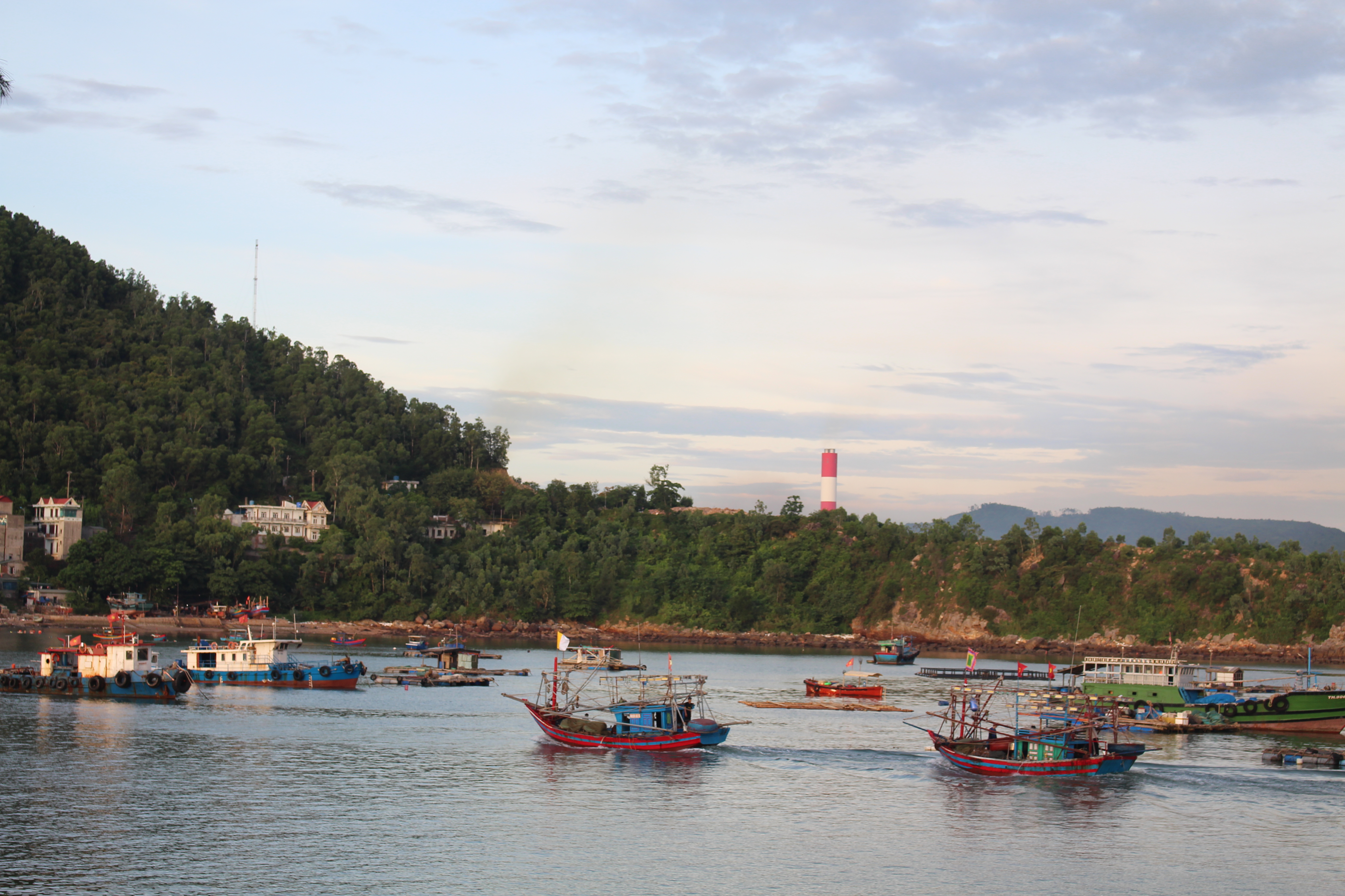 Nghi Sơn, Thanh H&#243;a: Tăng cường thực hiện ph&#242;ng, chống khai th&#225;c IUU - Ảnh 4