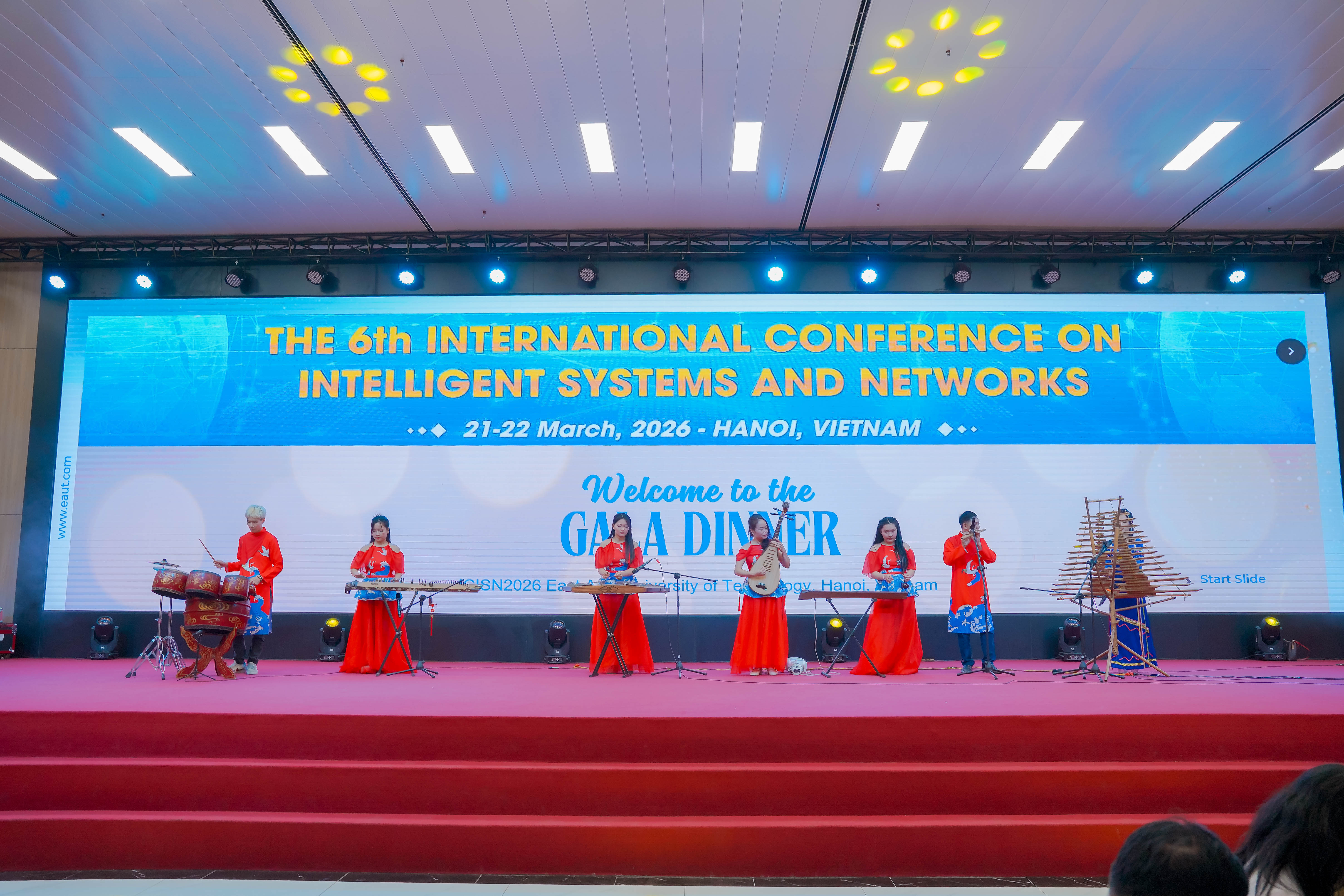 Trường Đại học C&ocirc;ng nghệ Đ&ocirc;ng &Aacute; khẳng định năng lực tổ chức c&aacute;c sự kiện quốc tế &nbsp;