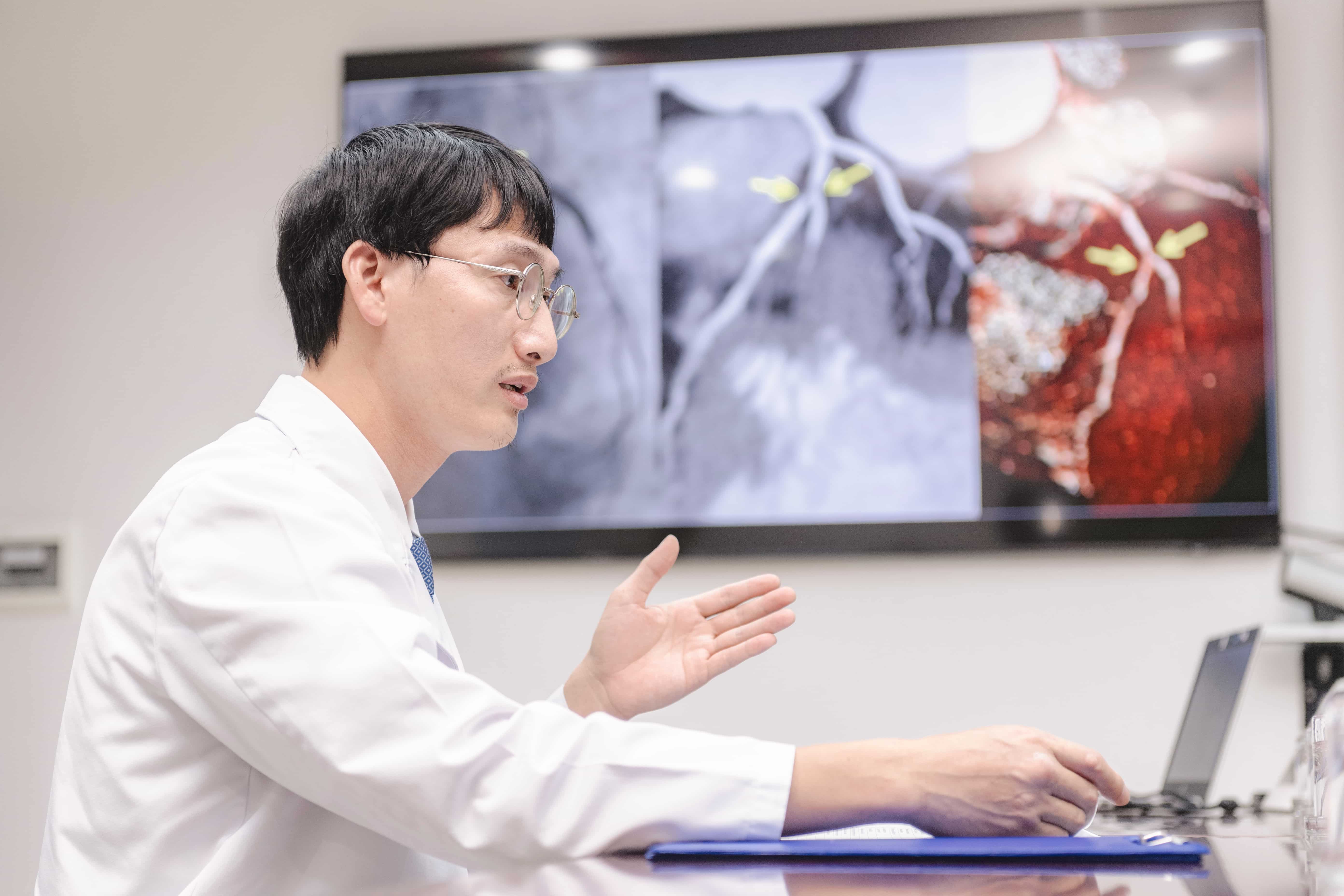 TS.BS Đo&agrave;n Đức Dũng, Gi&aacute;m đốc Trung t&acirc;m Tim mạch, Bệnh viện Vinmec Times City - "Người nhạc trưởng" đa năng trong lĩnh vực tim mạch can thiệp
