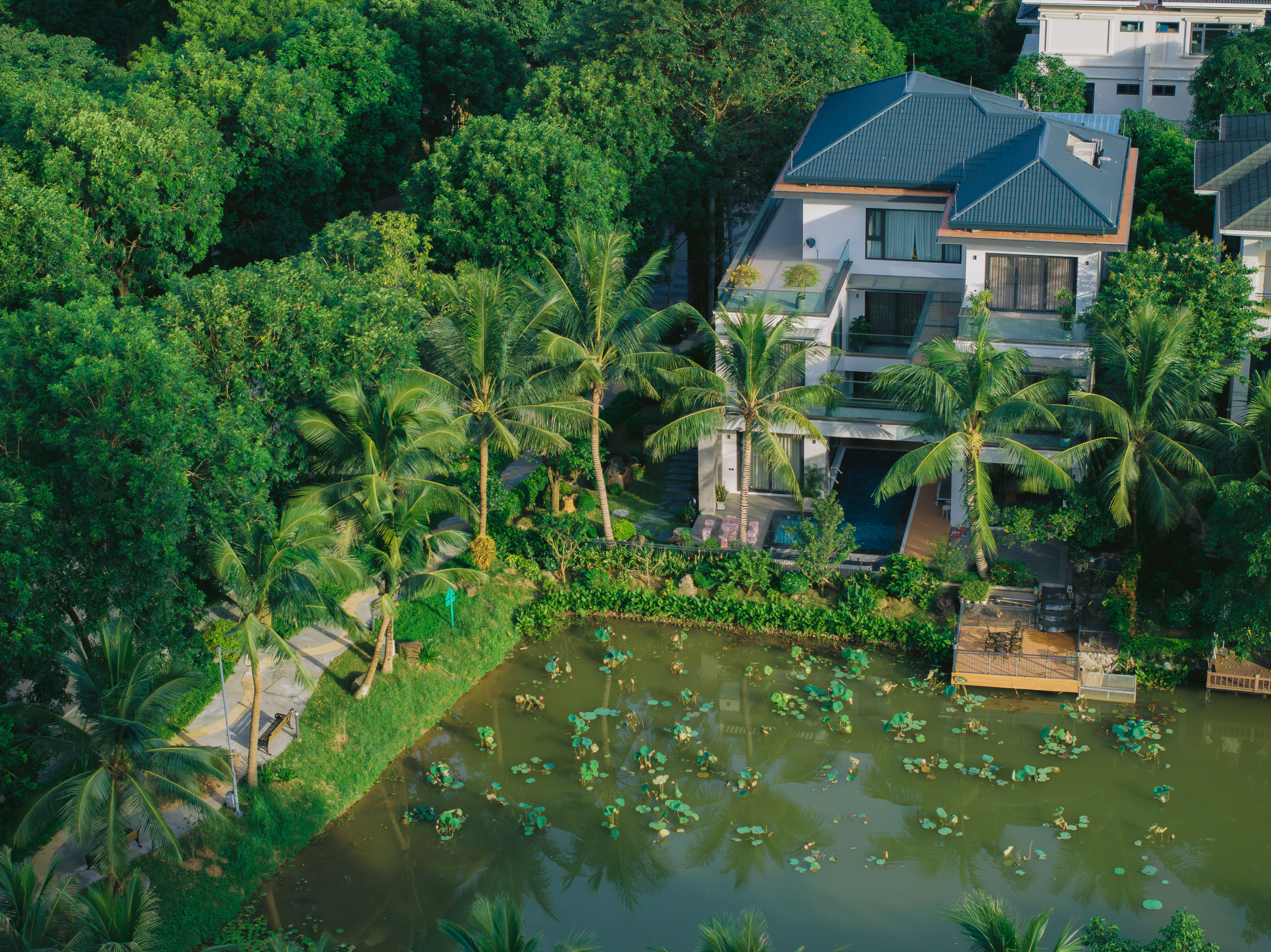 Một góc biệt thự đảo Ecopark Hưng Yên