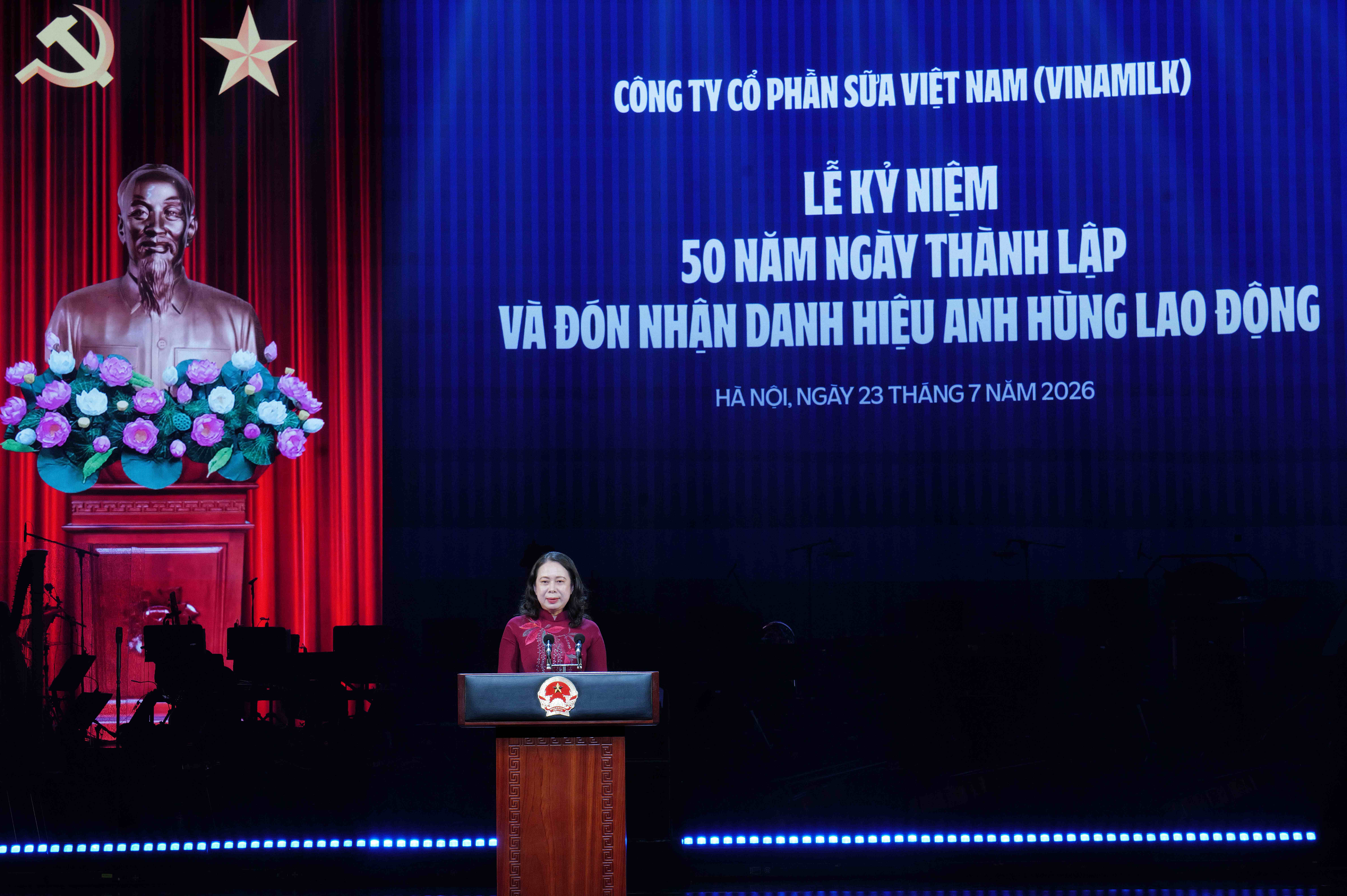 B&iacute; thư Trung ương Đảng, Ph&oacute; Chủ tịch nước Cộng h&ograve;a X&atilde; hội Chủ nghĩa Việt Nam V&otilde; Thị &Aacute;nh Xu&acirc;n ph&aacute;t biểu ch&uacute;c mừng Vinamilk tại sự kiện (Ảnh: Minh Anh).