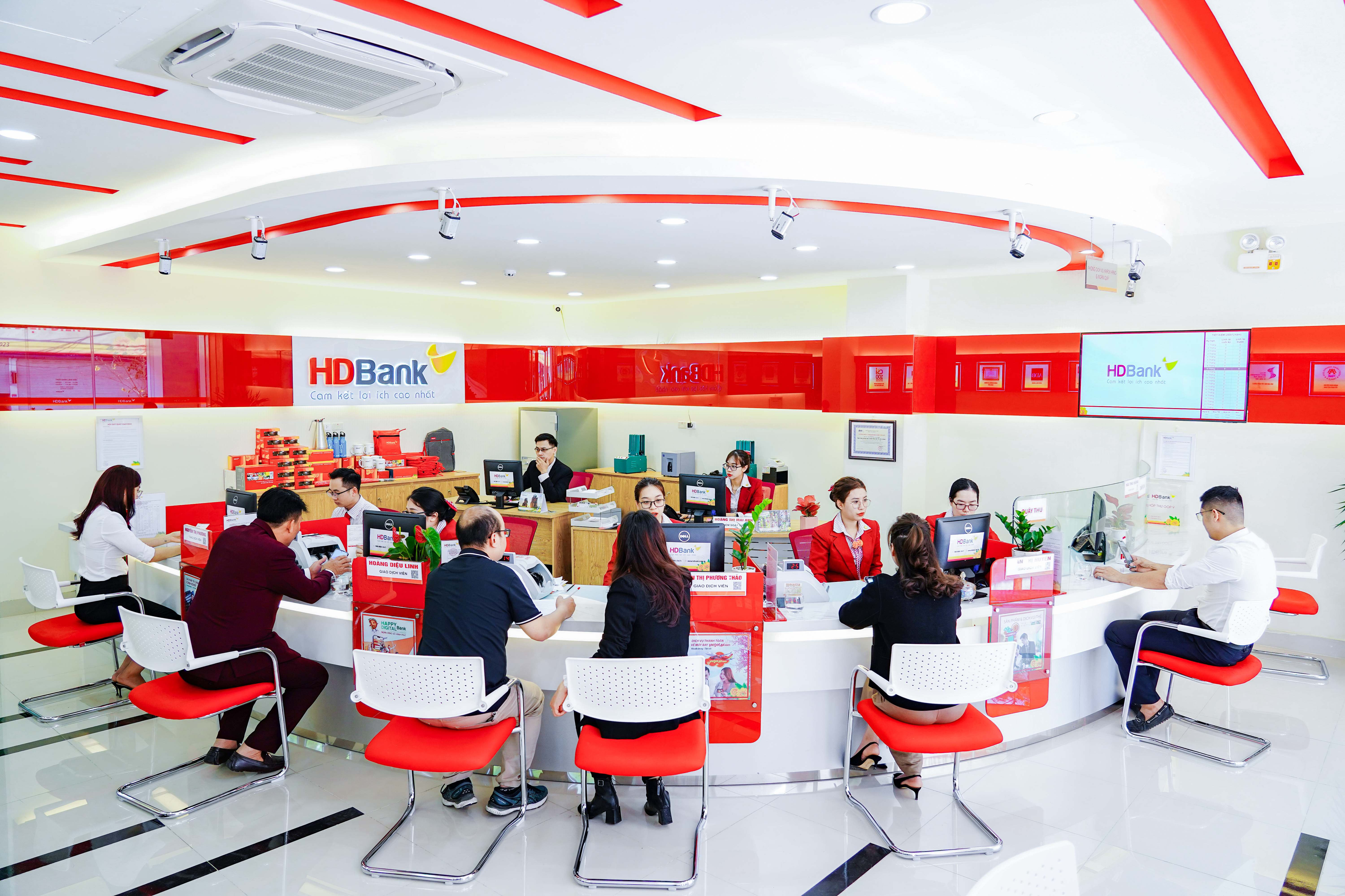 C&#226;u trả lời của ng&#226;n h&#224;ng Việt trước y&#234;u cầu 20 tỷ USD - Ảnh 2